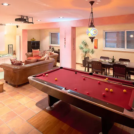 Sun Paradise فيلة