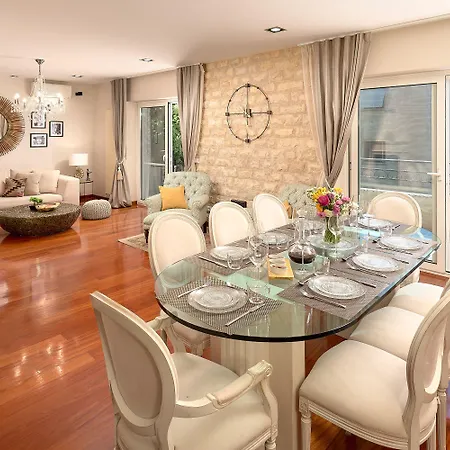 فيلة Sun Paradise